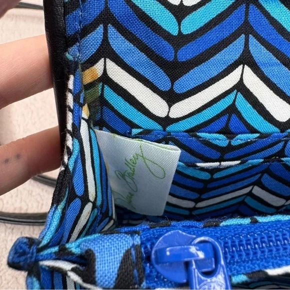 Vera Bradley Mini Turn Lock Crossbody Bag Quilted Purse Blue & White Preppy Boho - Picture 7 of 10